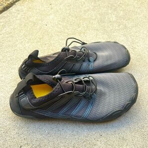Hike barefoot shoes